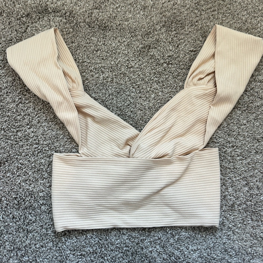 Crop Top - Picture 2 of 3